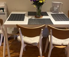 extendable table and 4 chairs