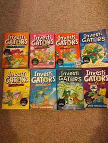 book set Investi Gators