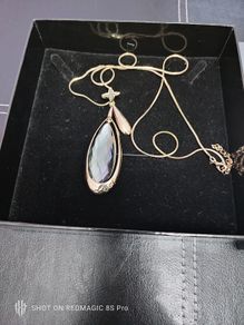 Beautiful Pendant New with Box