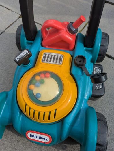 Little Tikes Lawnmower