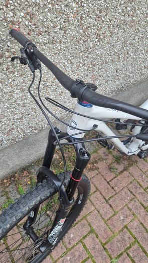 Commencal Meta AM/TR 29 Full Shimano XT, RockShox Lyrik, DT Swiss, Frame Wrapped