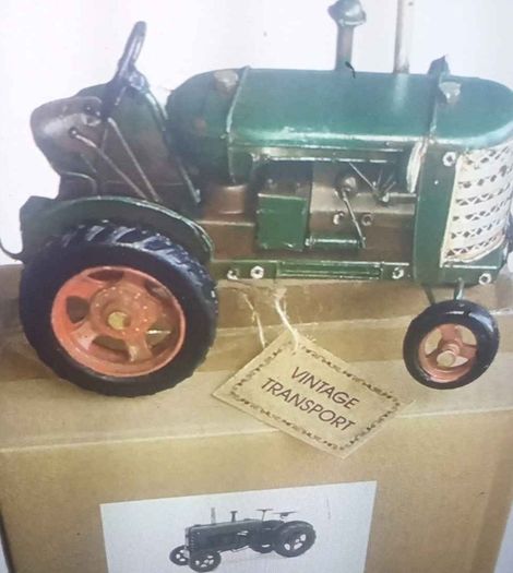 2 Green &blue Sil Ornament Recro Steel Tractors