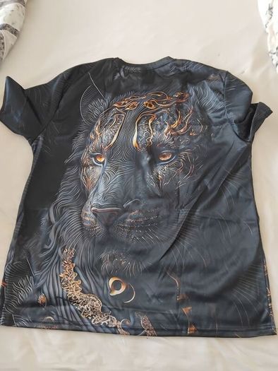 new unusual design tee shirt