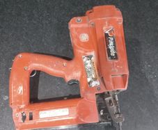 Paslode 2nd fix pin gun