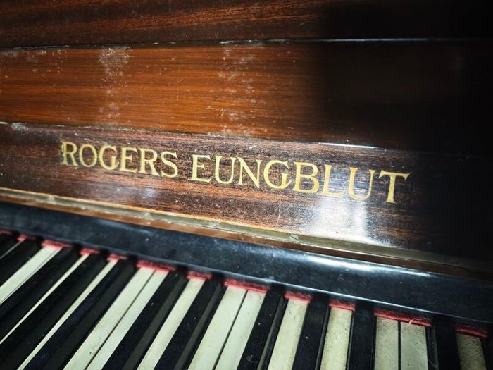 Rogers Eungblut Piano