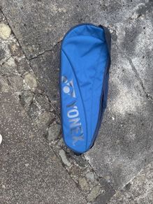 Yonex badminton bag (6 raquet)