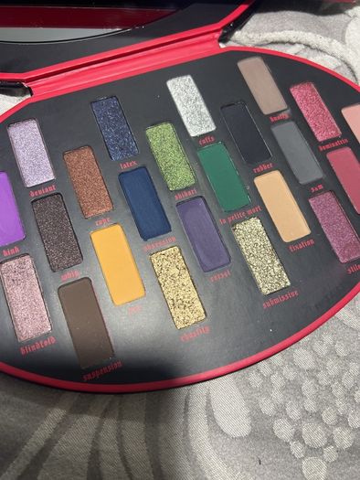 kat von d limited edition fetish eyeshadow palette 100% genuine