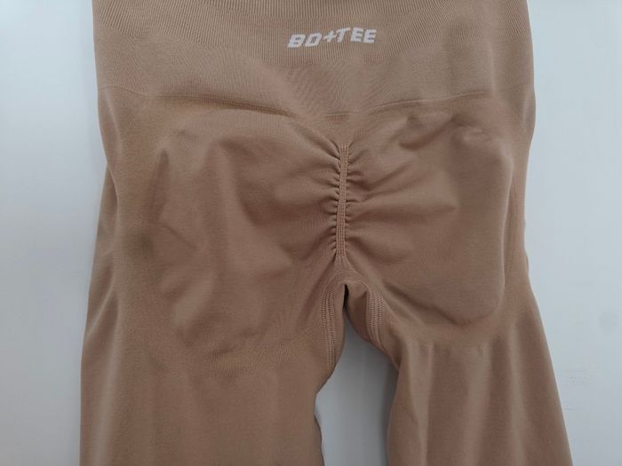 New BO+TEE leggings beige size S