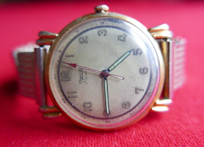 Vintage OGIVAL SWISS Made WW2 Era Watch, 17 Jewels, Rare Collectable Watch, Circa 1940's-Serviced-works well