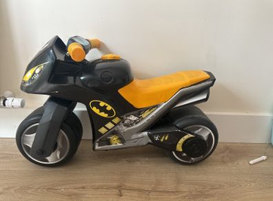 Molto Batman ride on