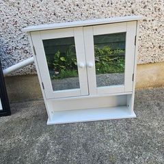 Bathroom mirror cabinet