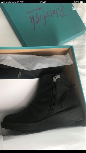 chelsea boots still in their box size 3 womens