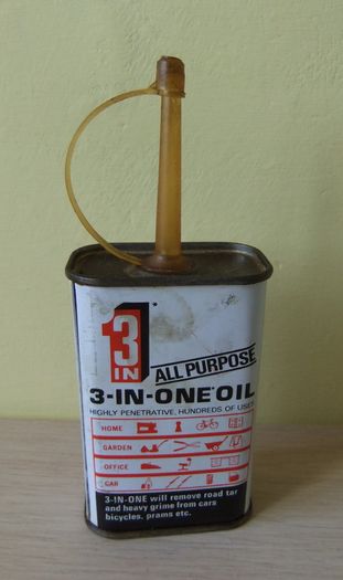 Old 3 - IN - One Oil Can