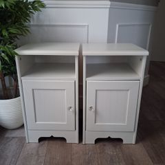 bedside lockers