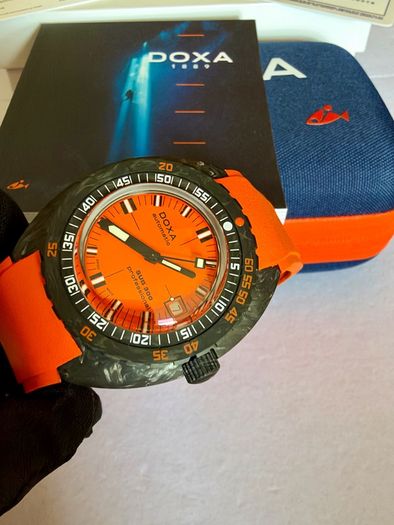 Doxa Sub Carbon 300