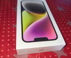 Empty box for iPhone 14