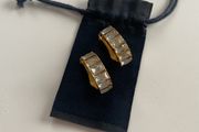 Beautiful Crystal and Goldtone Vintage Clip on Earrings
