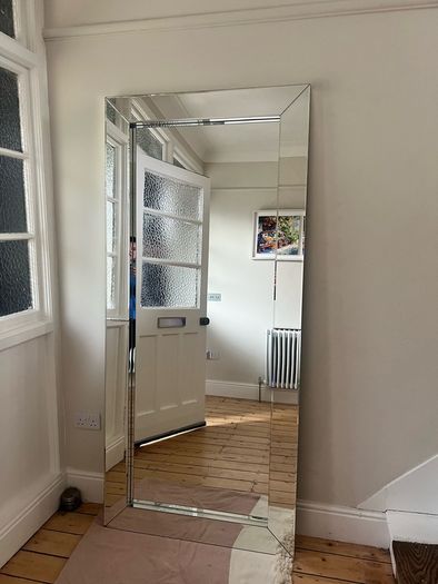 Frameless bevelled full-length mirror