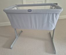 Chicco Next2Me Bedside Crib & Travel Case