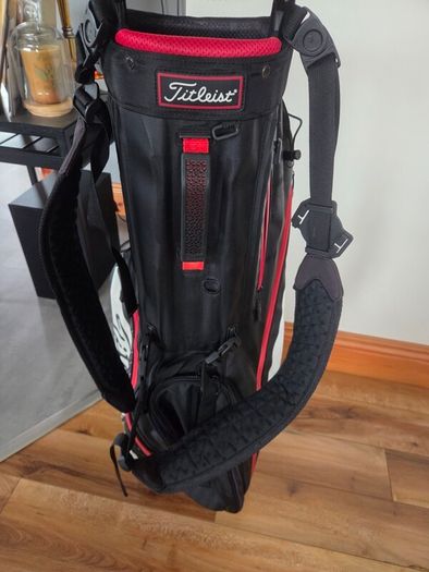 Titleist StaDry Carry Bag