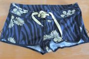 "H&amp;M" flower print shorts