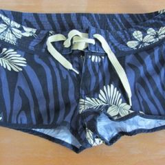 "H&M" flower print shorts