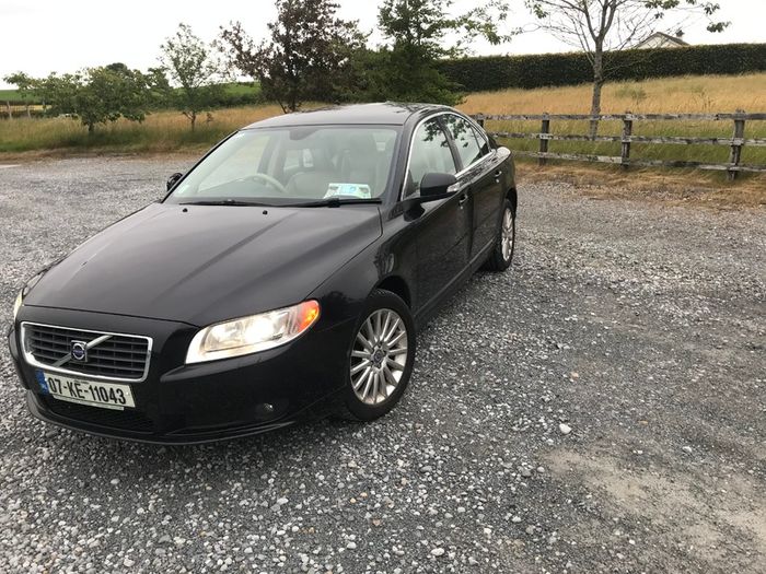 Volvo S80, Braking