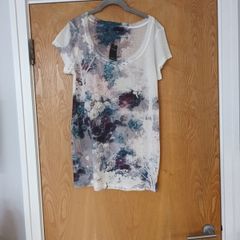 Miss Selfridge Long  Top.  S.14.  B.N.W.T
