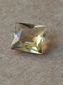 Pale CITRINE gemstone 4.5ct