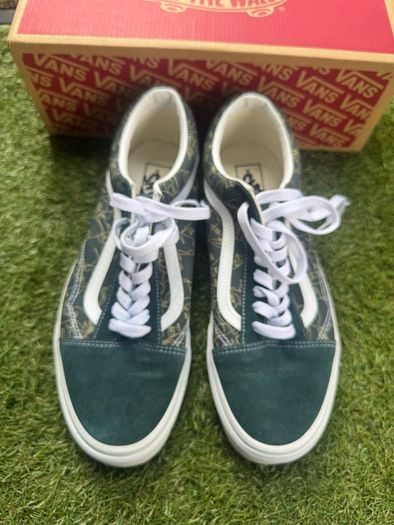 Vans old skool faces