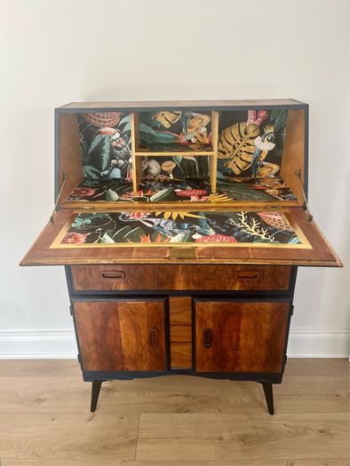 SALE! Funky Cocktail Bar/Bureau Stunning Grain