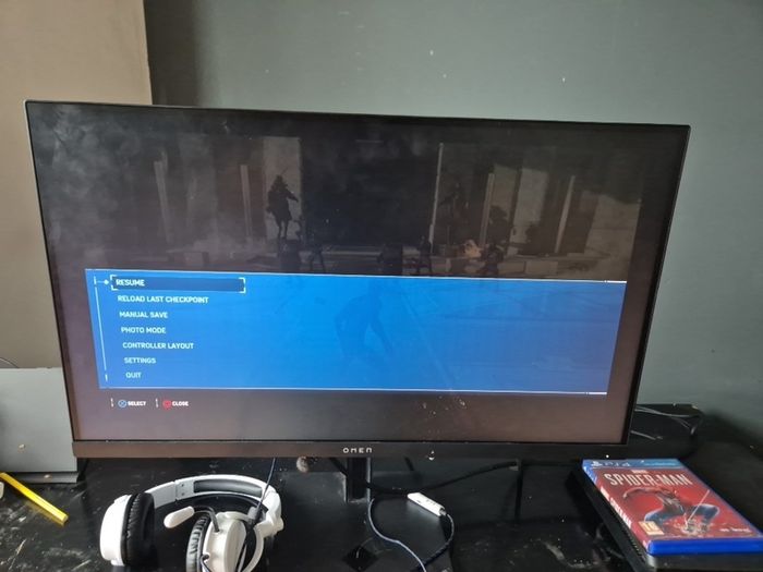 pc monitor and  ps4