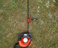 Petrol hedge cutter