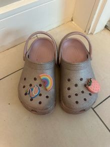 Crocs pink glitter