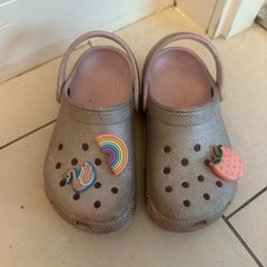 Crocs pink glitter