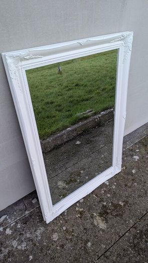Mirror in white frame LARGE