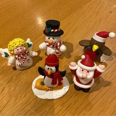 Christmas Cake Decorations