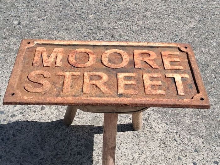 Georgian Cast Iron Moore Street Sign(5.6kgs)