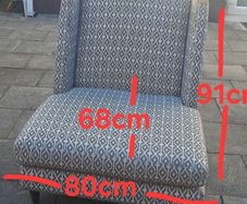 Feature armchair
