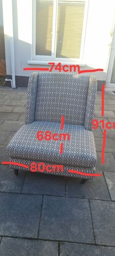 Feature armchair