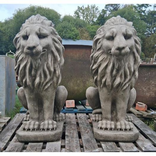 Pair of lions GL LA006