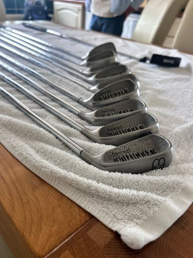 spalding   iron golf set