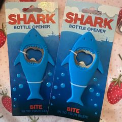 2 bottle openers