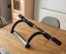 Pull up & pushup bar