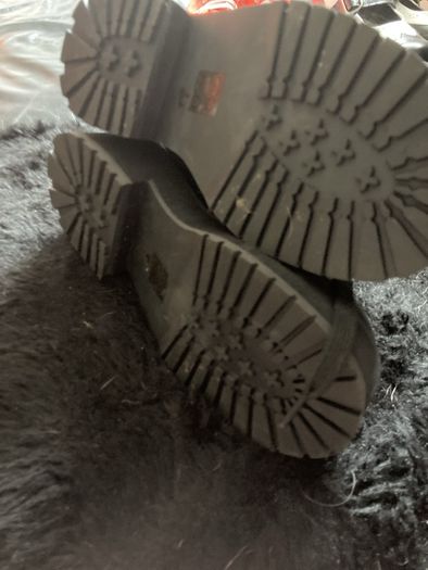 Shelly's London boots size 5
