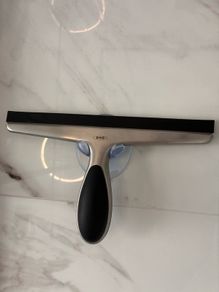 Squeegee