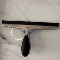 Squeegee
