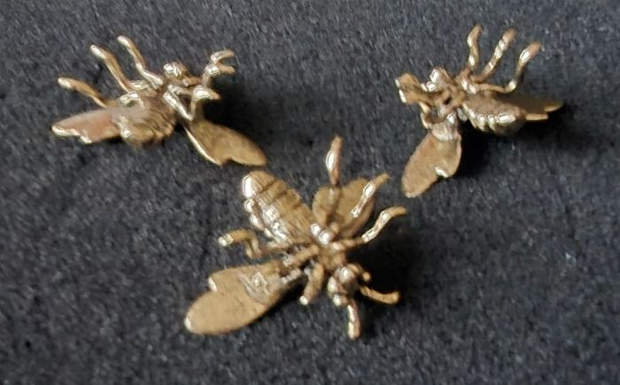 3 brass bees. Solid brass.