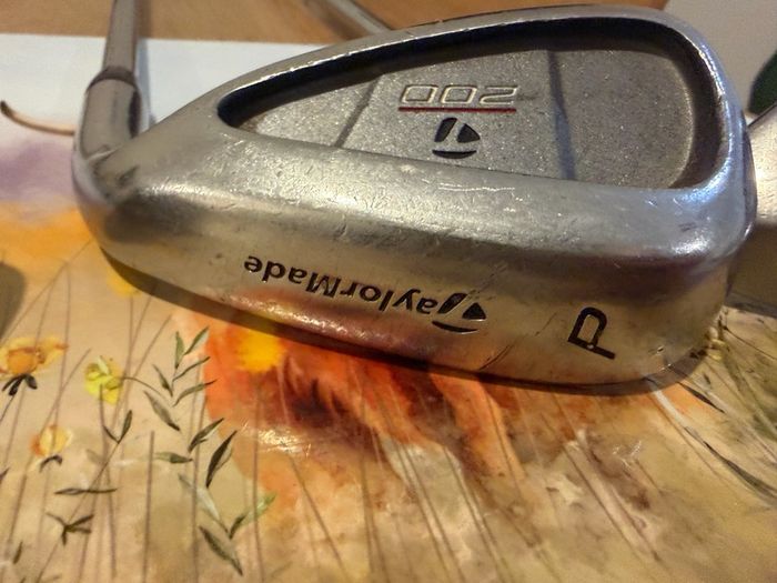 Taylor Made T200 series Irons 4-SW
