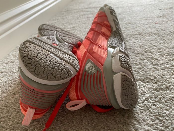 NEW North Face Litewave Ampere Runners CORAL women UK7